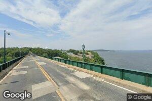 21 Mount Hope View Rd, Portsmouth, RI 02871