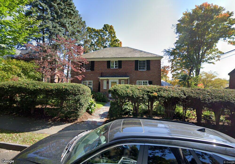 95 Blake Rd, Brookline, MA 02445 - photo 1