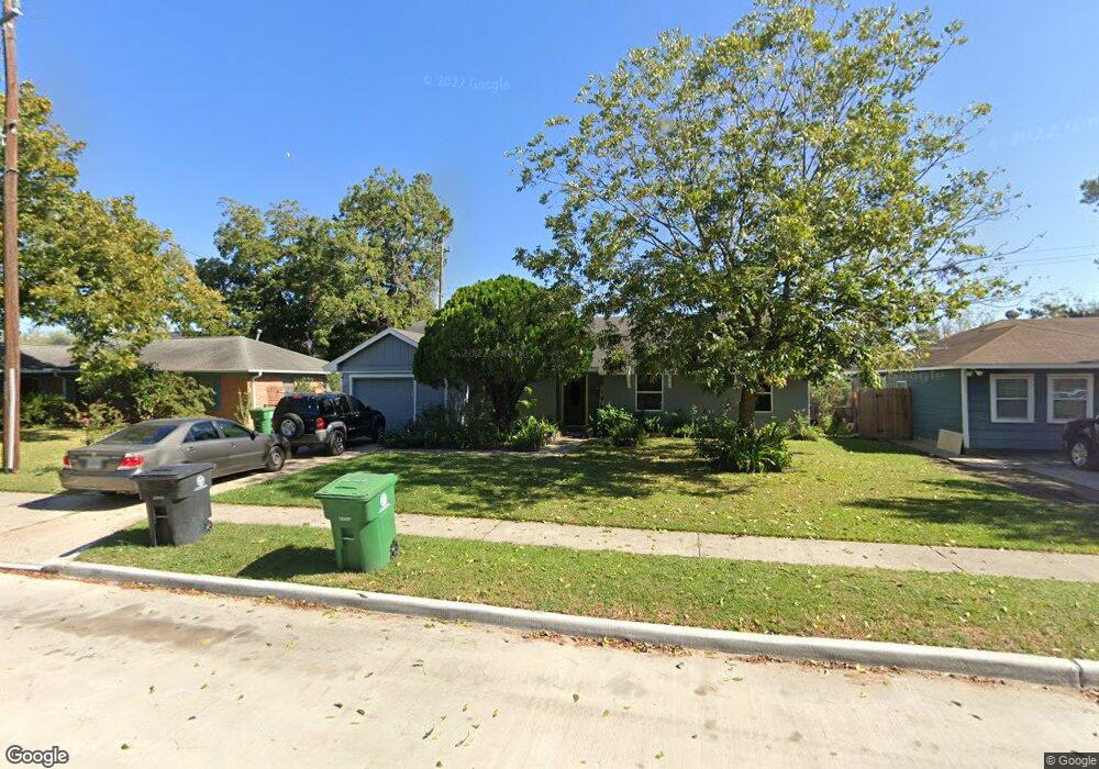 9106 Sunnywood Dr, Houston, TX 77088 - photo 1