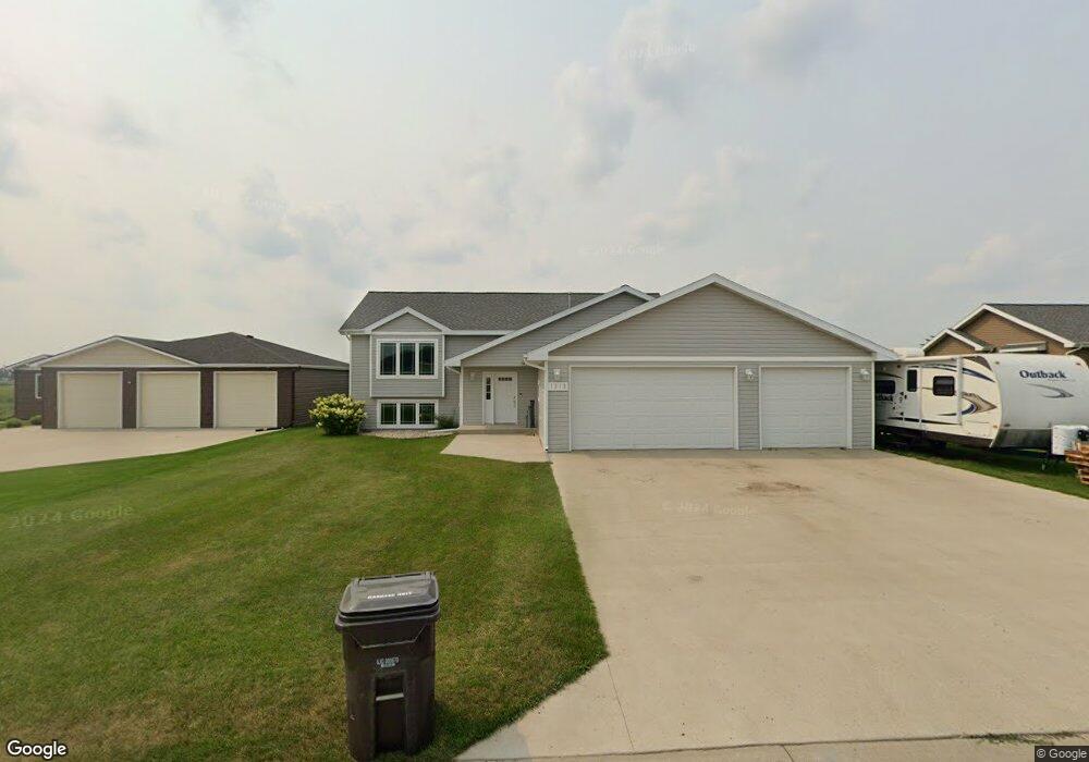 1313 Evergreen Dr NW, Jamestown, ND 58401 - photo 1