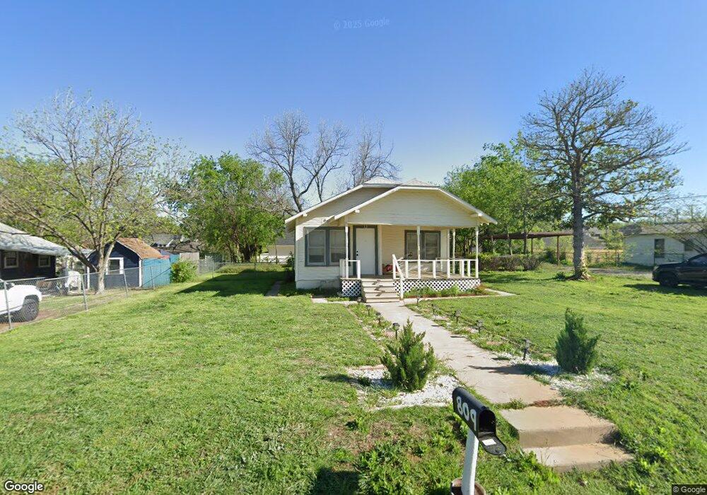 809 Johnson St, Weatherford, TX 76086 - photo 1