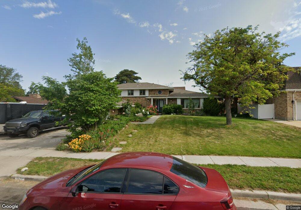 1933 Rua Branco Dr, Sandy, UT 84093 - photo 1