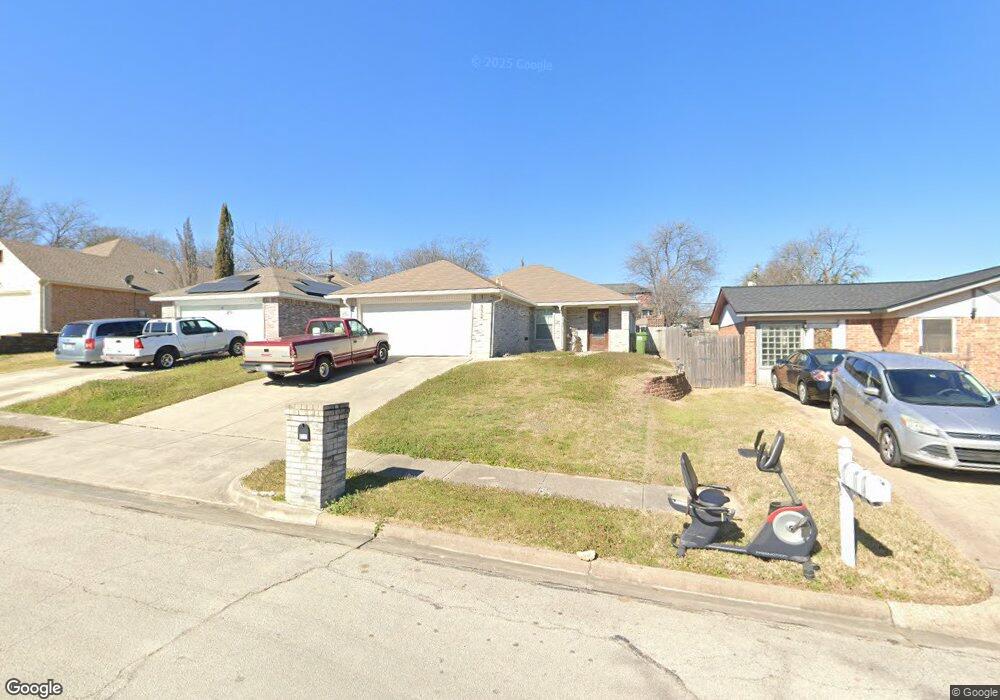 832 Mirike Dr, Fort Worth, TX 76108 - photo 1