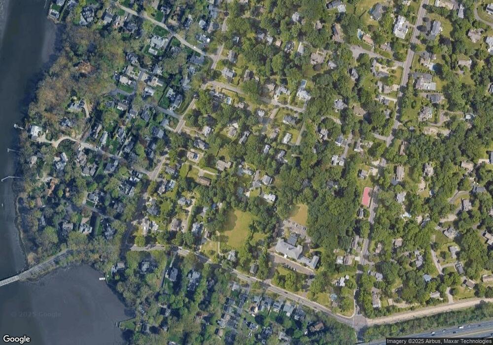 6 Horseshoe Ln, Westport, CT 06880 - photo 1