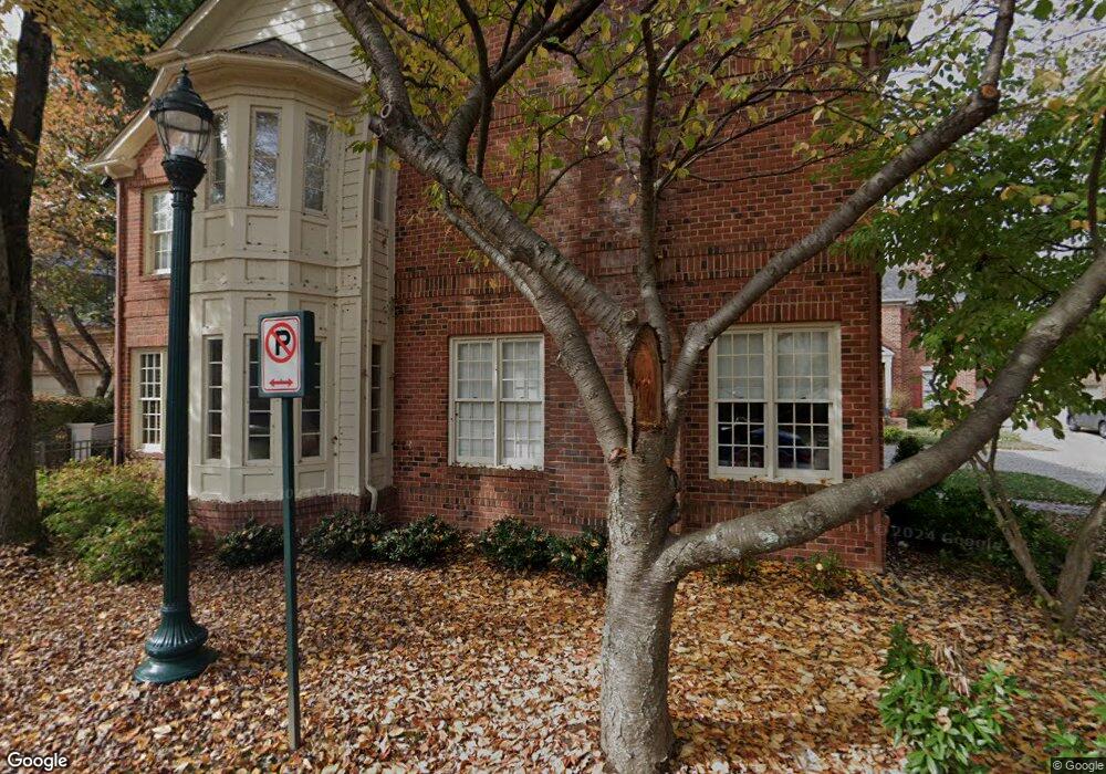 7904 Sandalfoot Dr, Potomac, MD 20854 - photo 1