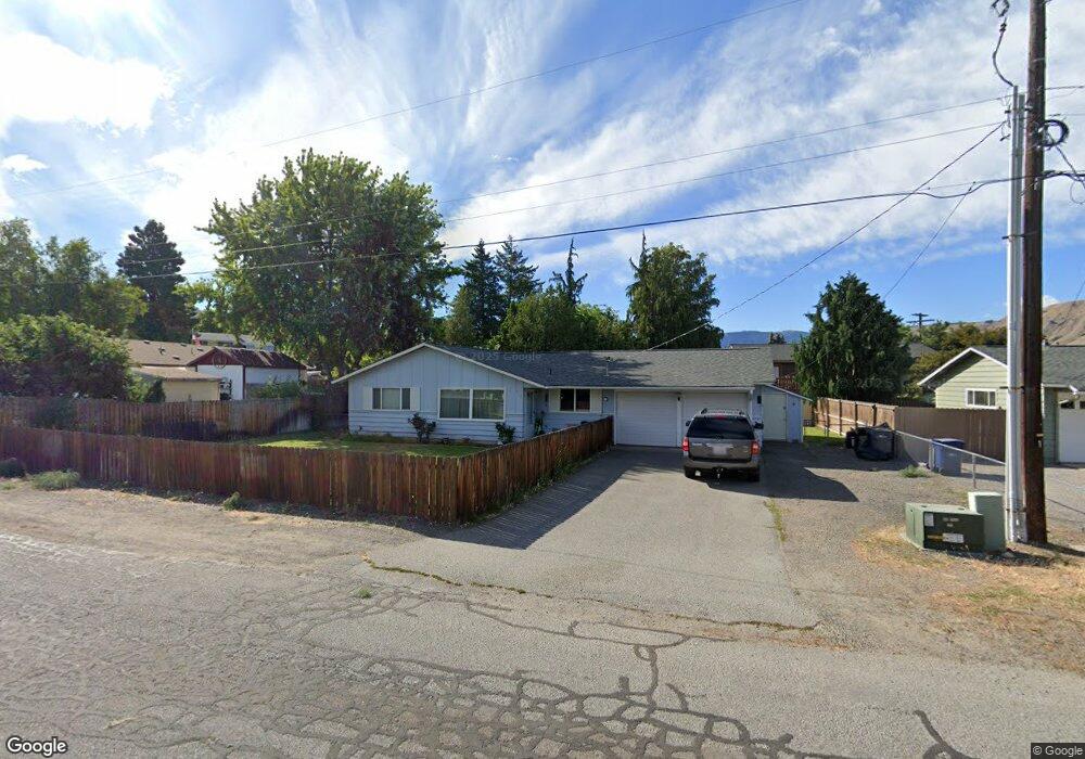 352 Johnson Place, East Wenatchee, WA 98802 - photo 1