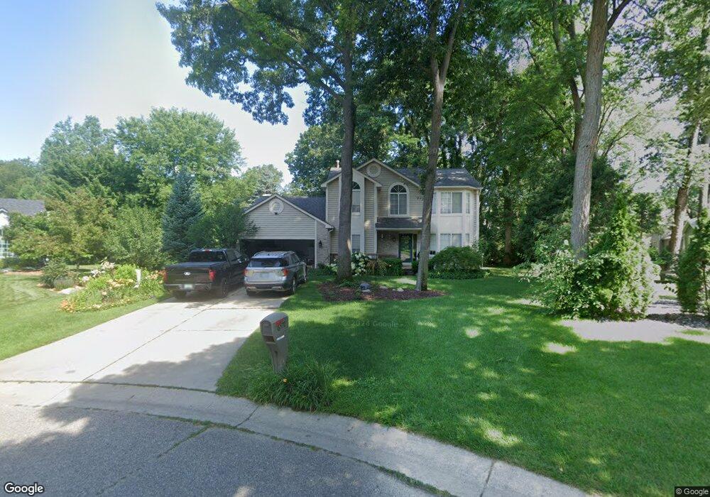 6572 Cardinal Ridge Ct, West Bloomfield, MI 48324 - photo 1