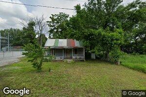 114 Locust St, Chetopa, KS 67336