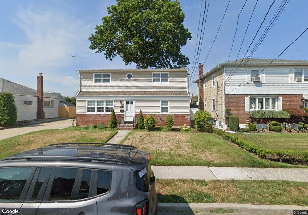 1002 Third Ave, Franklin Square, NY 11010 - photo 1