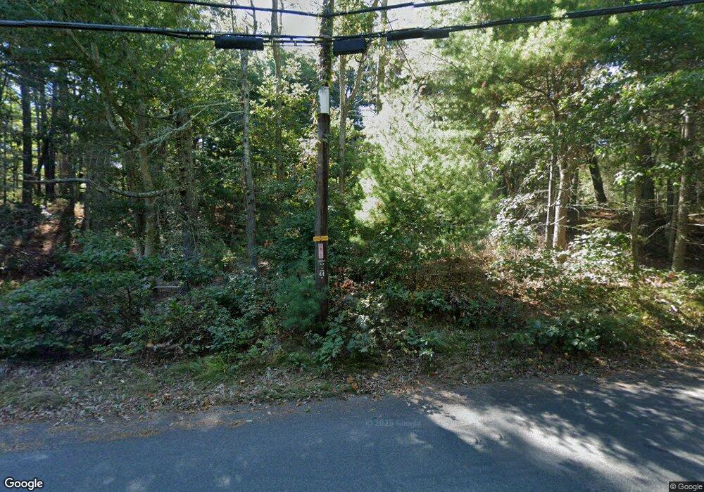 88 Shannock Rd, Wakefield, RI 02879 - photo 1