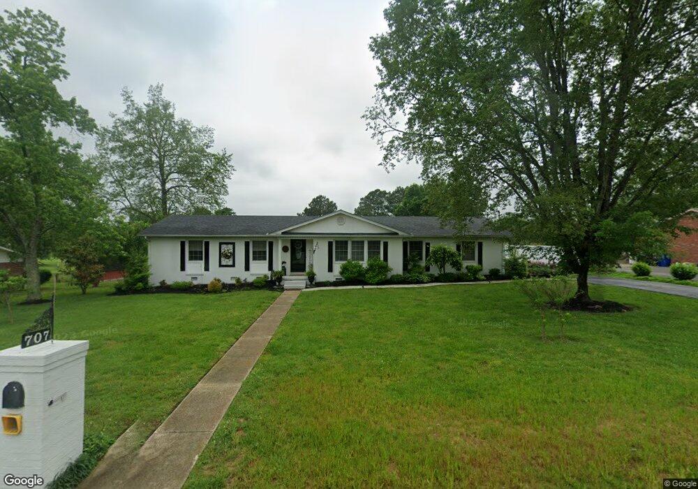 707 Dow Dr, Shelbyville, TN 37160 - photo 1