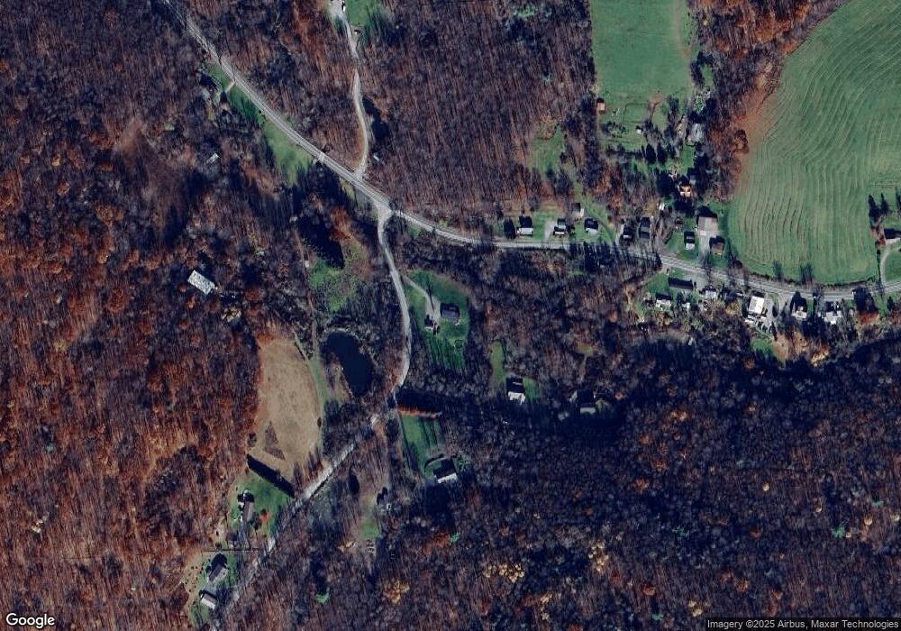 534 Stone Ridge Dr, Falls, PA 18615 - photo 1