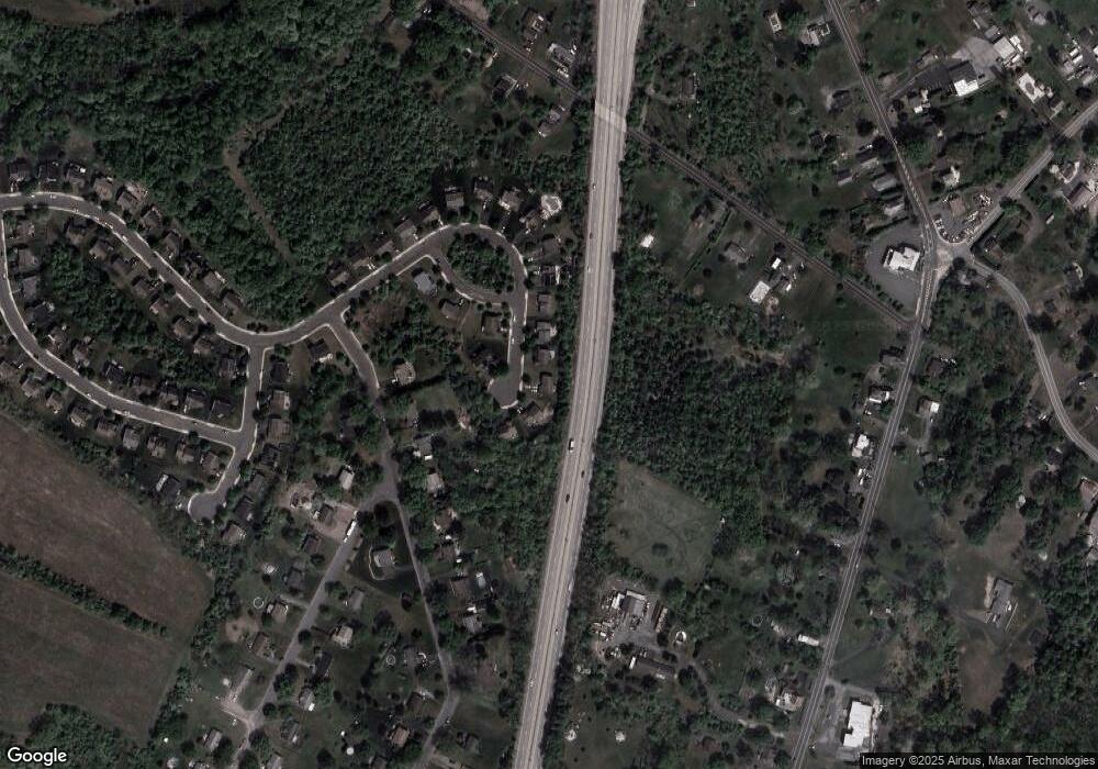 1048 Fallbrook Ln, Pottstown, PA 19464 - photo 1