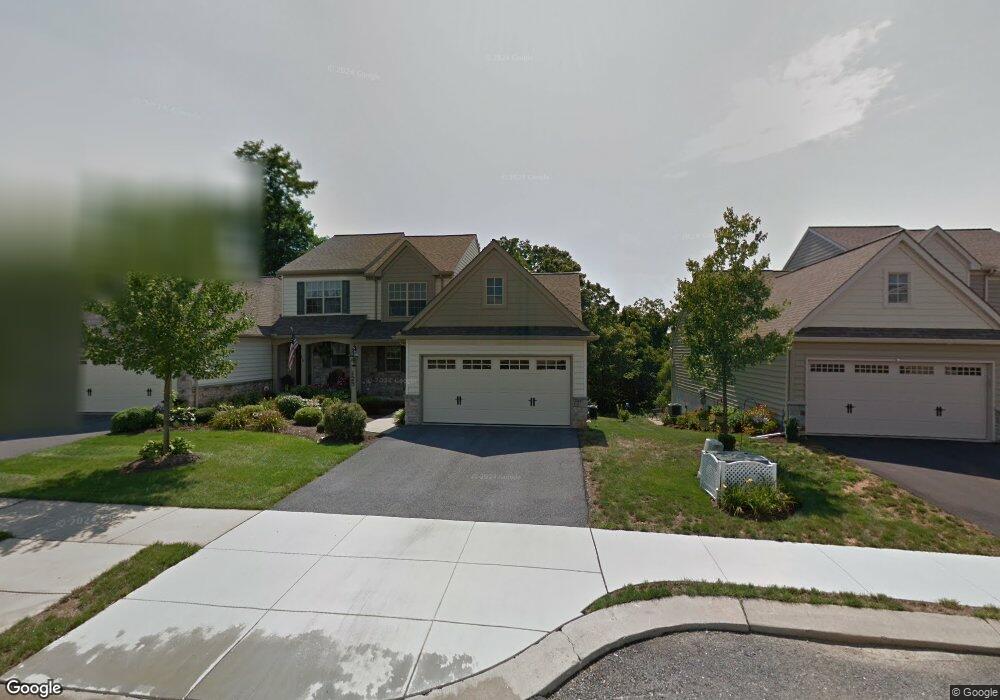 125 Waypoint Dr, Lancaster, PA 17603 - photo 1