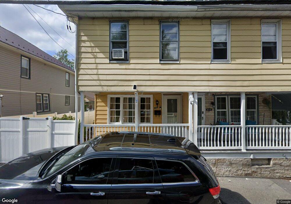 613 W 7th St, Hazleton, PA 18201 - photo 1