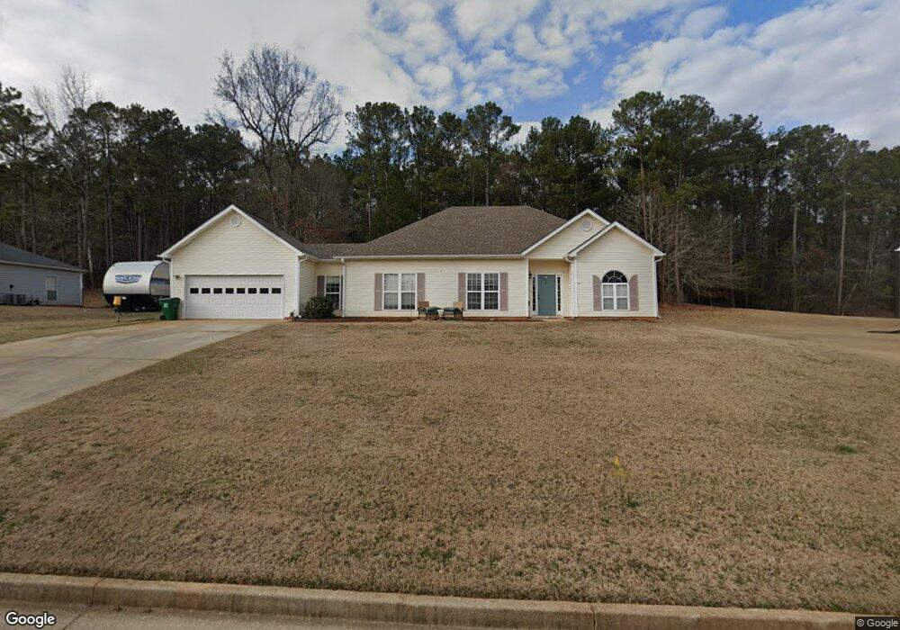 186 Windsor Cir, Stockbridge, GA 30281 - photo 1