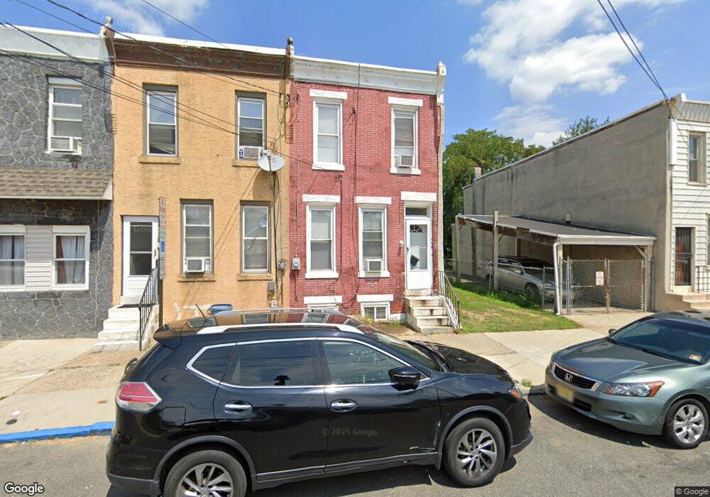 759 Spruce St, Camden, NJ 08103 - photo 1