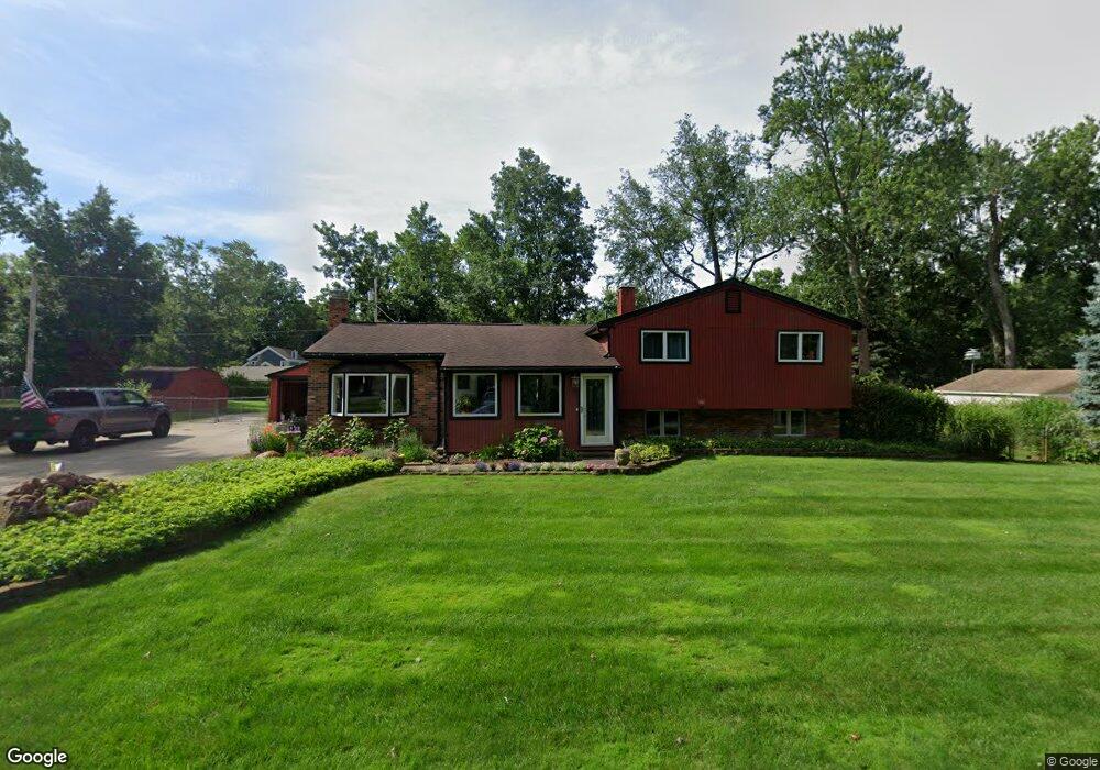 6703 Meadowfield St, West Bloomfield, MI 48324 - photo 1