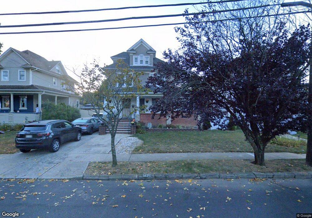 8 Brower Place, Lynbrook, NY 11563 - photo 1