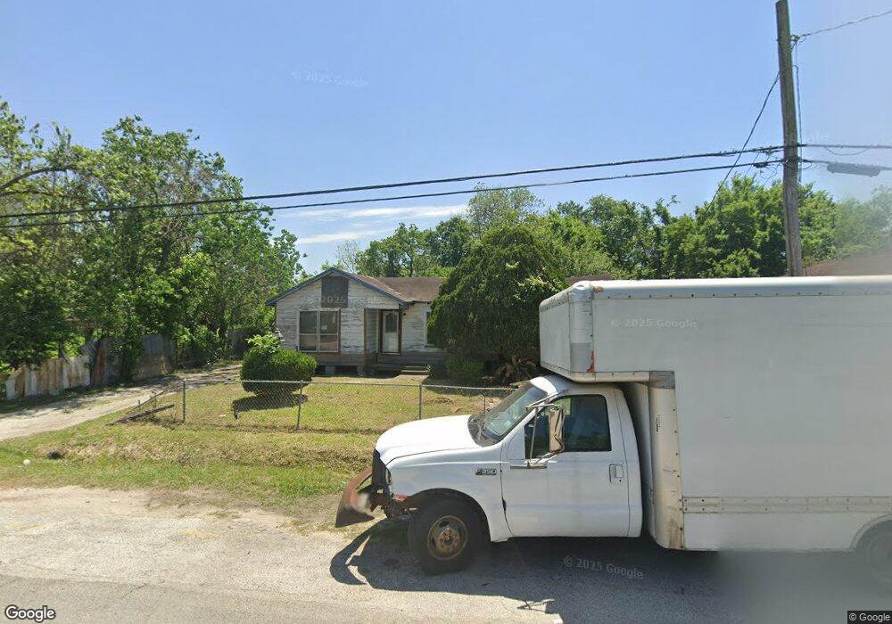 783 W Rittenhouse Rd, Houston, TX 77091 - photo 1