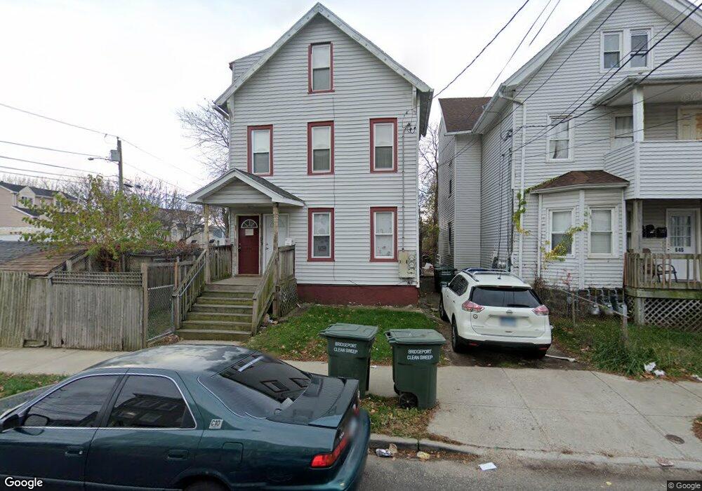 652 Maple St, Bridgeport, CT 06608 - photo 1