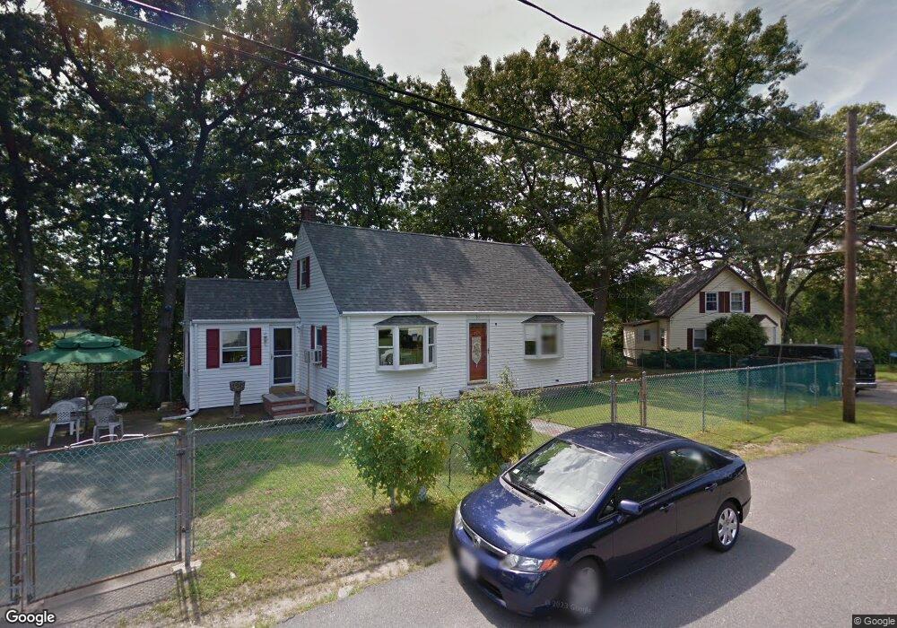 93 Riverbank Rd, Saugus, MA 01906 - photo 1