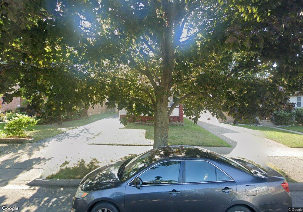 612 S Fulton Ave, Waukegan, IL 60085 - photo 1