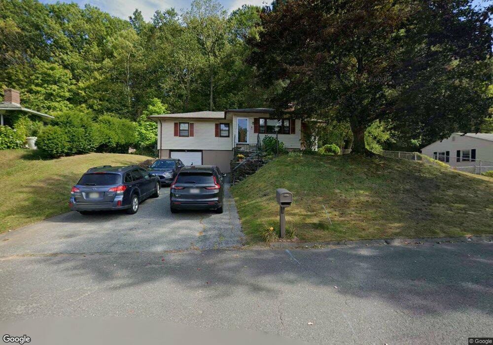 50 Woodland St, Holyoke, MA 01040 - photo 1