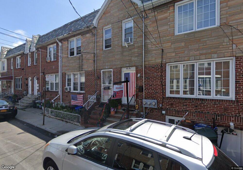 9518 Woodhaven Ct, Ozone Park, NY 11416 - photo 1