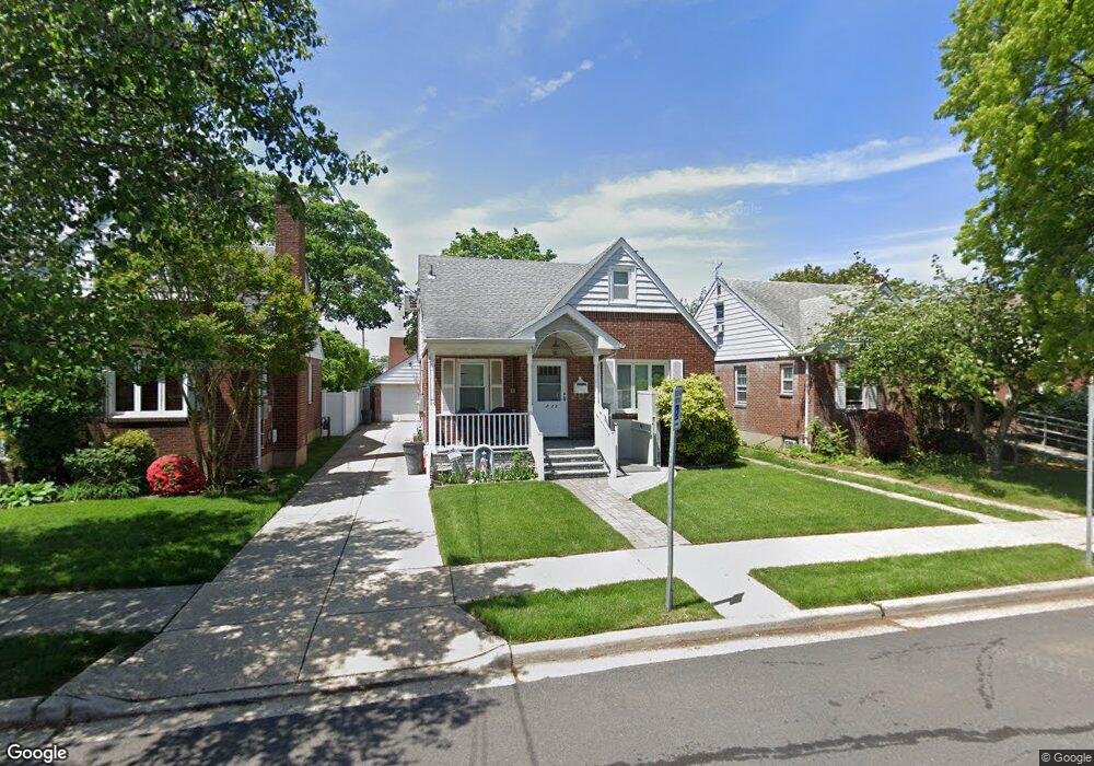 222 James St, Franklin Square, NY 11010 - photo 1