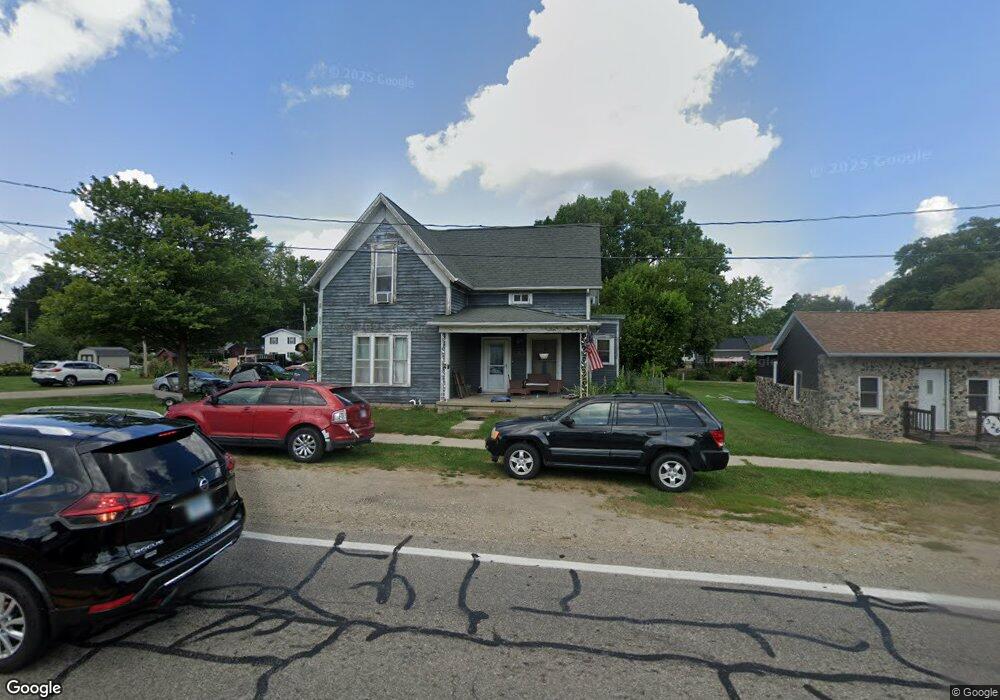 332 W Broadway St, Etna Green, IN 46524 - photo 1