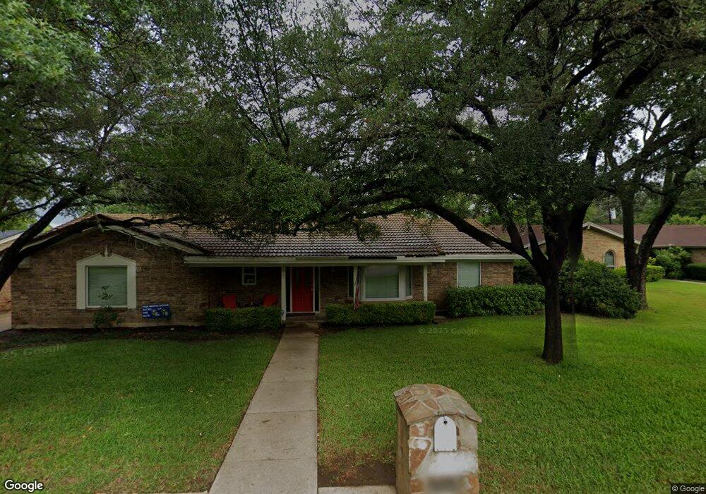 1753 Acorn Ln, Hurst, TX 76054 - photo 1