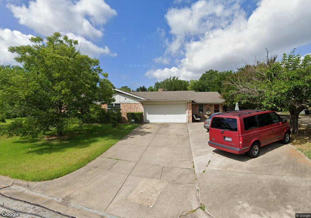 616 Robindale Ct, Bedford, TX 76022 - photo 1