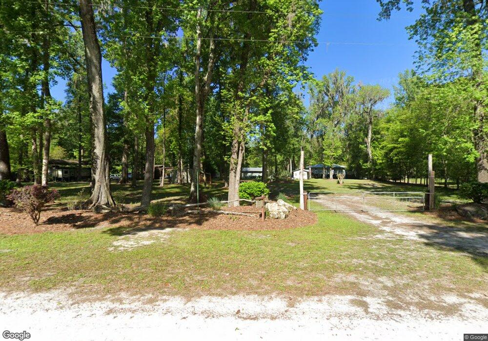 818 SW Riverside Ave, Fort White, FL 32038 - photo 1