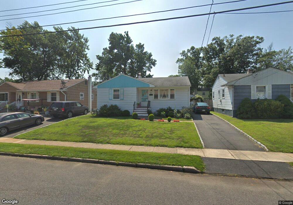 210 E Henry Place, Iselin, NJ 08830 - photo 1