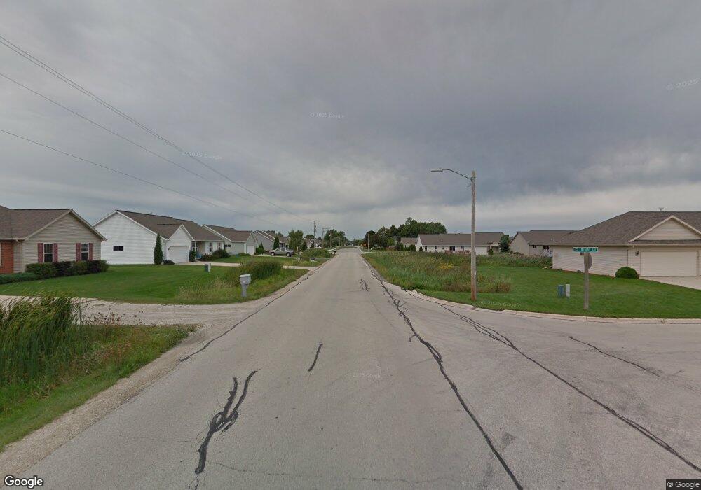 D-488-8 Oak Ridge Cir, de Pere, WI 54115 - photo 1