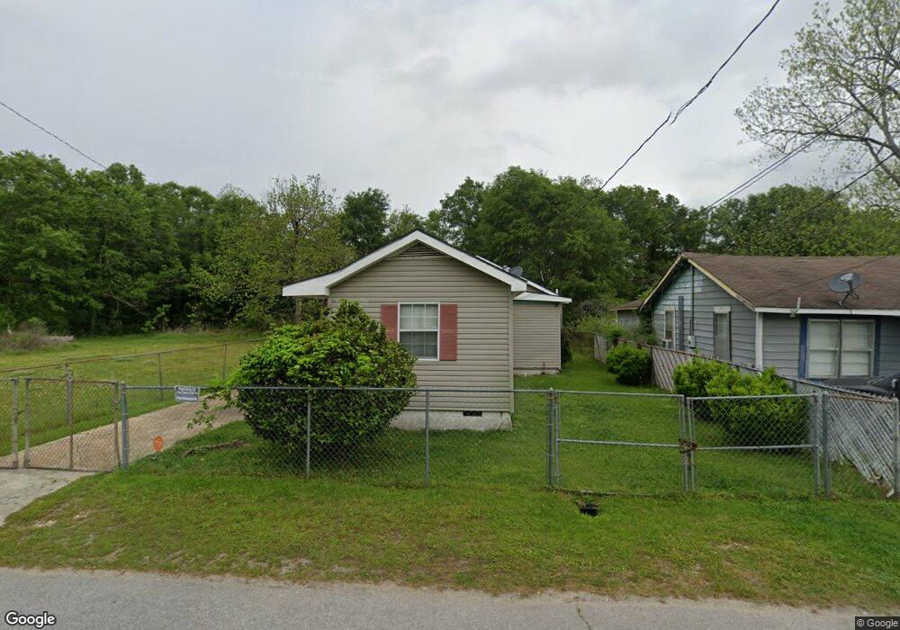 187 Broad St, Atmore, AL 36502 - photo 1