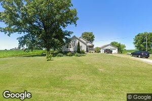 23069 Golfcourse Rd, Raymond, IL 62560