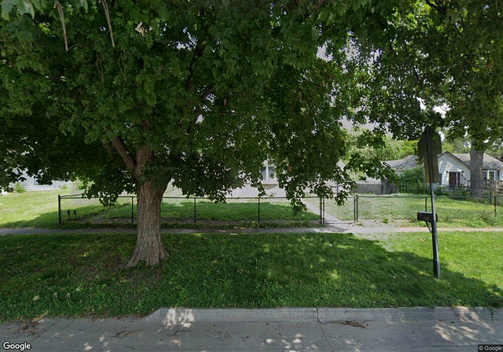 612 E Jackson Ave, Des Moines, IA 50315 - photo 1