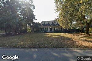 111 Gloucester Rd, Savannah, GA 31410