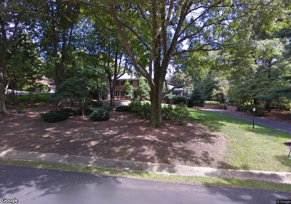 6901 Lupine Ln, McLean, VA 22101 - photo 1