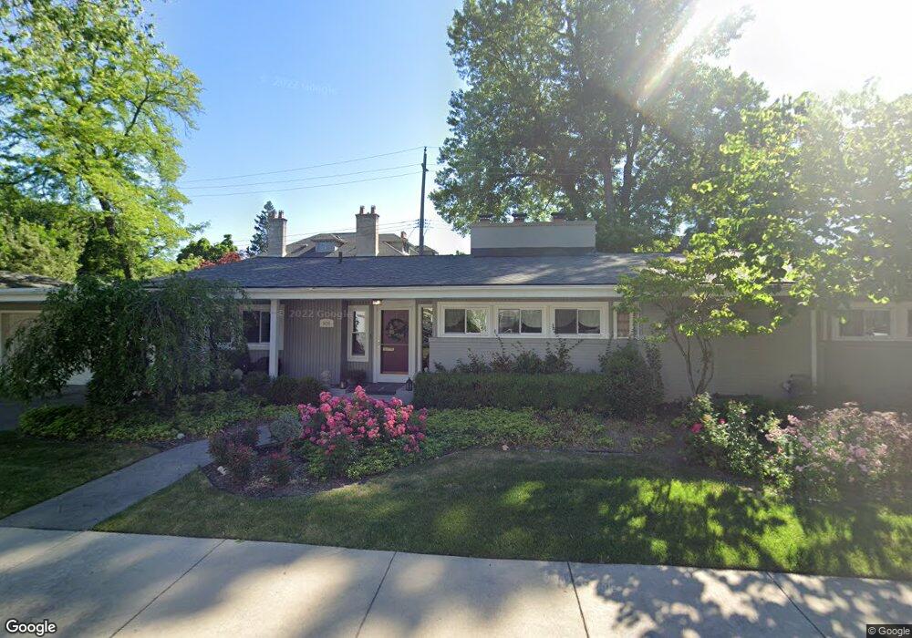 906 Park Ln, Grosse Pointe Park, MI 48230 - photo 1