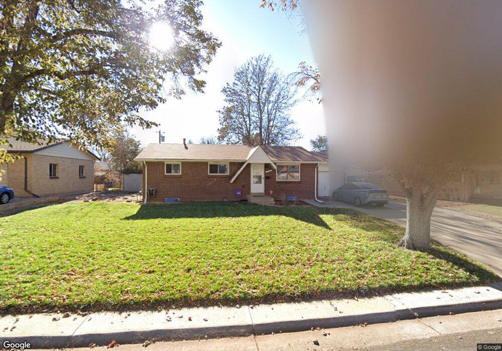 12446 E Alaska Place, Aurora, CO 80012 - photo 1