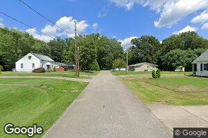 121 Kapok St, Eleanor, WV 25070