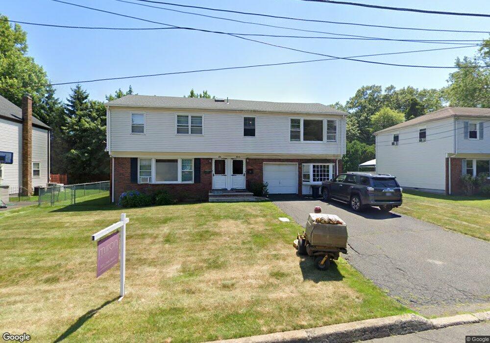 34 Davenport Ave unit LEFT SIDE, Tenafly, NJ 07670 - photo 1