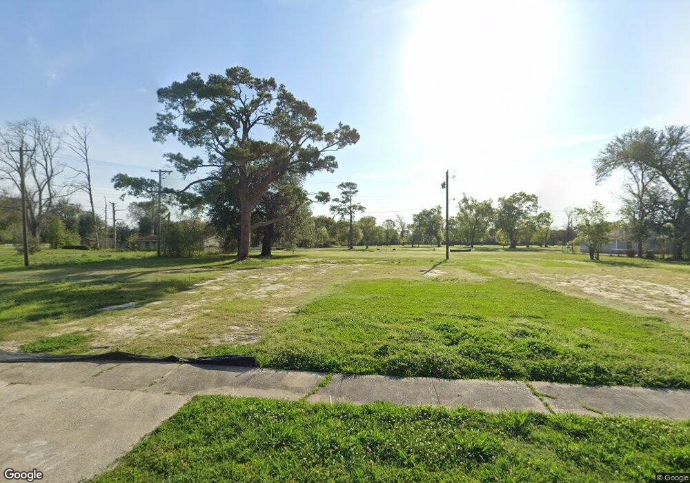 2611 General Moore Ave, Lake Charles, LA 70615 - photo 1