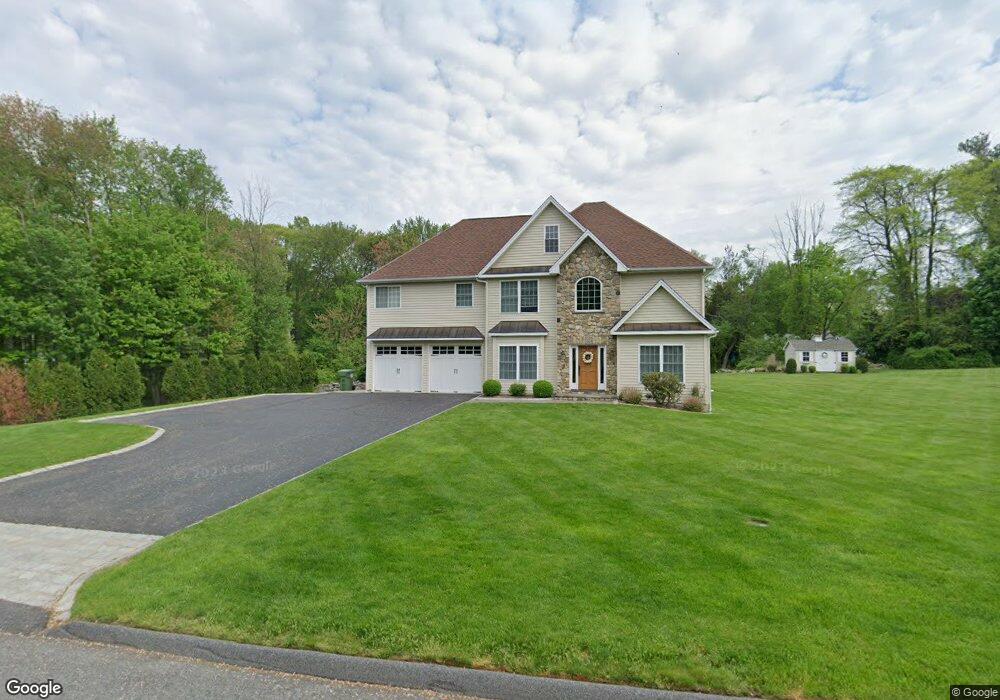 22 Mohawk Dr, Trumbull, CT 06611 - photo 1