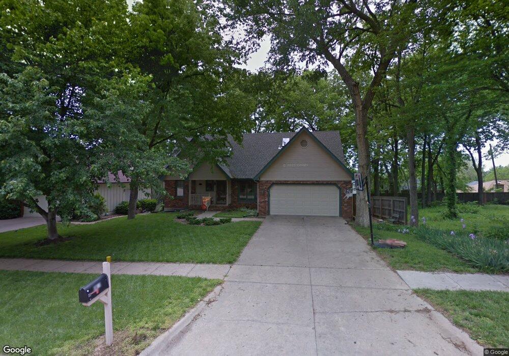 3613 SW Summerwood Rd, Topeka, KS 66614 - photo 1