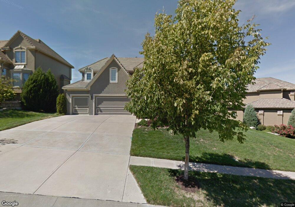 8926 Quail Ridge Ln, Lenexa, KS 66220 - photo 1