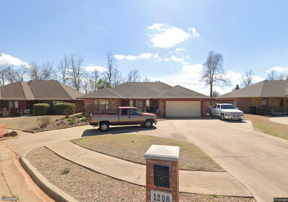 1208 NE 21st Ct, Moore, OK 73160 - photo 1